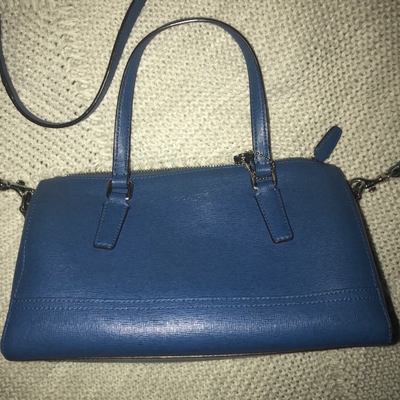 Coach Handbags - Coach Crossbody Bag